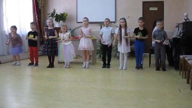 ПРИВЕТСТВИЕ на начало Орф-урока. Мелодия р.н.п. "Ай туки-туки..." смотреть онлайн