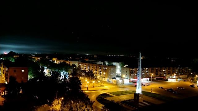Обелиск г.Салават ночью. Ускорение видео Timelipse 2022 смотреть онлайн