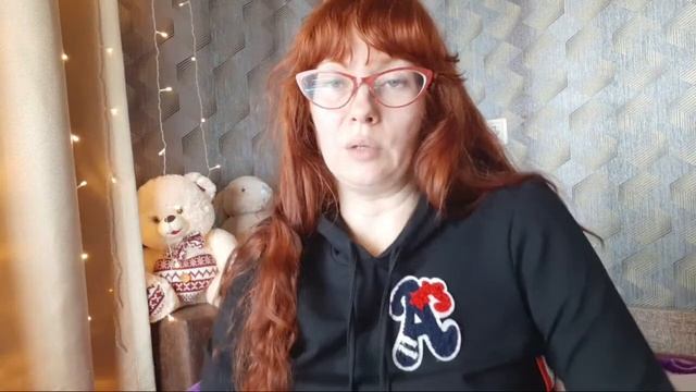 На Часок Вышла Погулять смотреть онлайн
