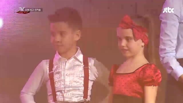 Belly dance Girl - 2NE1 - I am the best 밸리 소녀 '최민정'! смотреть онлайн