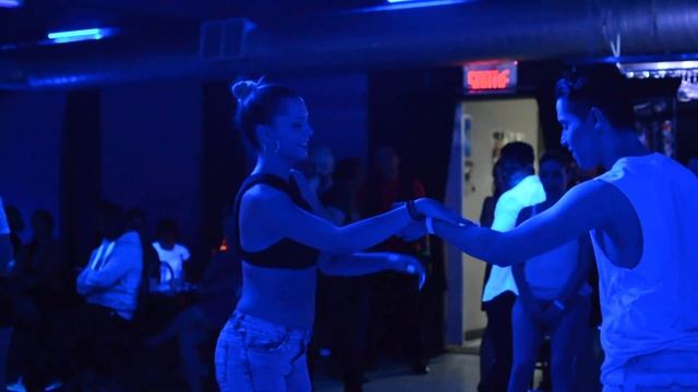 Jhaime and Maria Angeles at 'One love weekend' смотреть онлайн