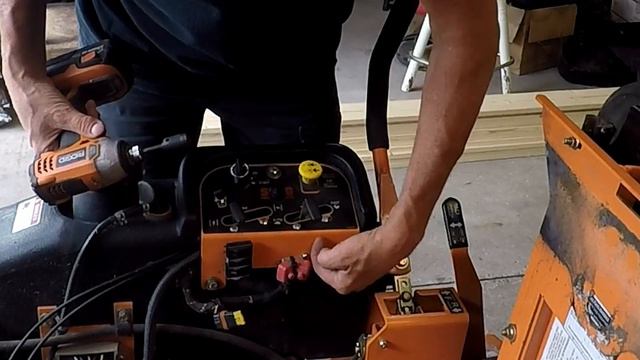 End of Season Burnout, Blown Belt, Bad PTO Switch (Truck Talk Tuesday) смотреть онлайн