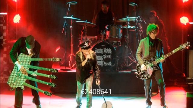 Cheap Trick Tell Me Everything (Demo) смотреть онлайн