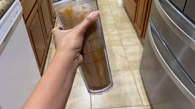 MY OWN VERSION OF ICED CARAMEL MACCHIATO USING PHILIPS 1200 ESPRESSO MACHINE | INSPIRED BY ANNA CAY смотреть онлайн