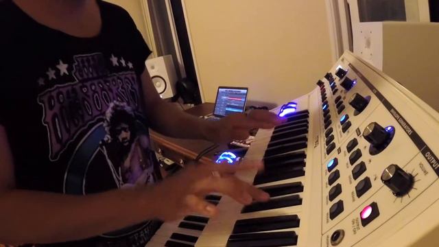 Charlie Puth, Attention (Bass Synth, Guitar Cover) by Sonnemm смотреть онлайн