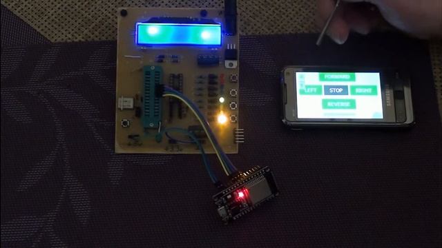 Управление ESP32 коммуникатором SGH i900 по WiFi смотреть онлайн