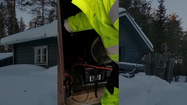 Diesel aggregaatti Lapissa / Дизельный генератор в Лапландии смотреть онлайн