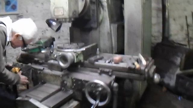 Продам фрезерный станок 6Т82 с вертикальной головкой,тел.0976109661 Роман смотреть онлайн