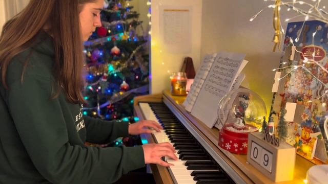 Orla’s Christmas Showcase Piano Piece 2023 смотреть онлайн