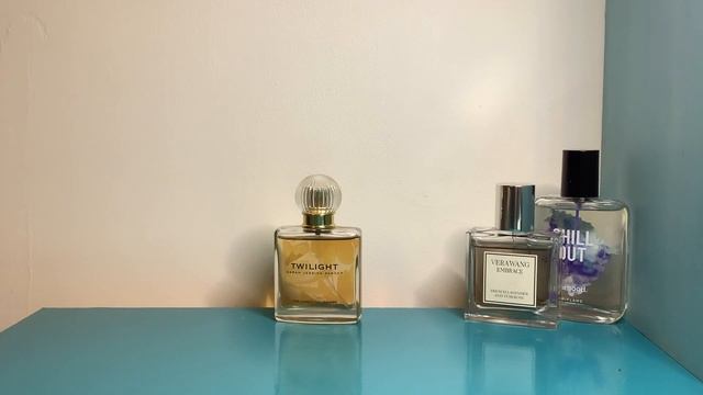 What I Wore Last Week Part 1 inc Burberry Body EDT Oriflame Chill Out & Wake Up & SJP Twilight смотреть онлайн