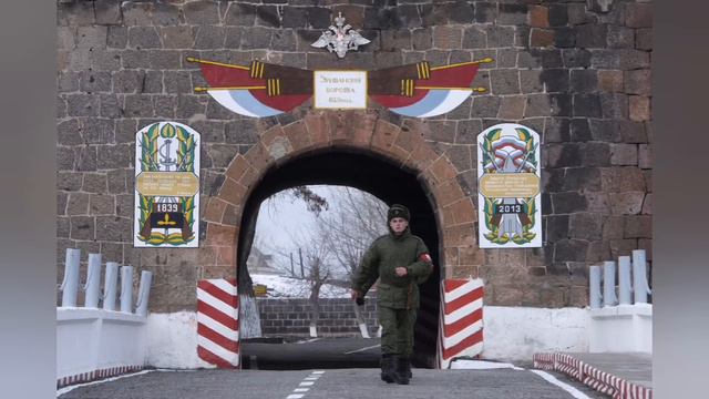 102-я база РФ в Армении! Мнение простых армян