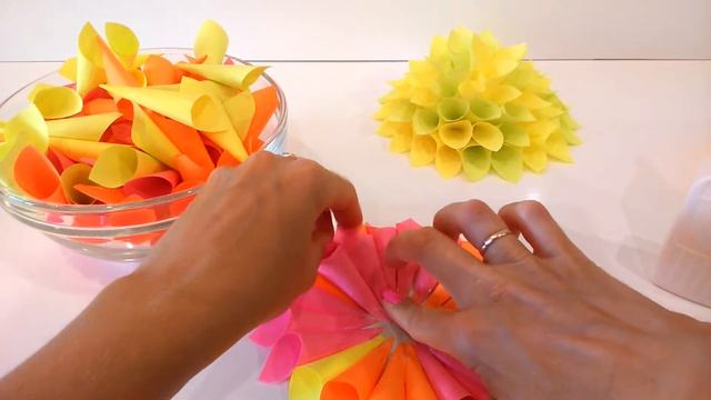 DIY Поделки своими руками. Хризантема из отрывных листочков. смотреть онлайн