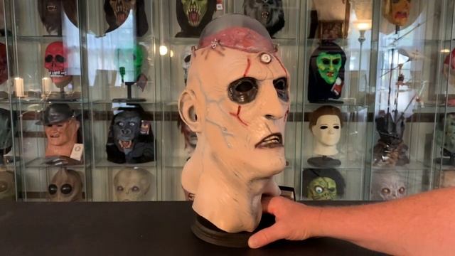 2000 Don Post Studios "Frankenstein Futura" смотреть онлайн