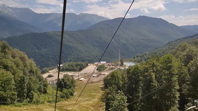 Роза Хутор. Канатная дорога. Подъем на высоту 2320 метров. смотреть онлайн