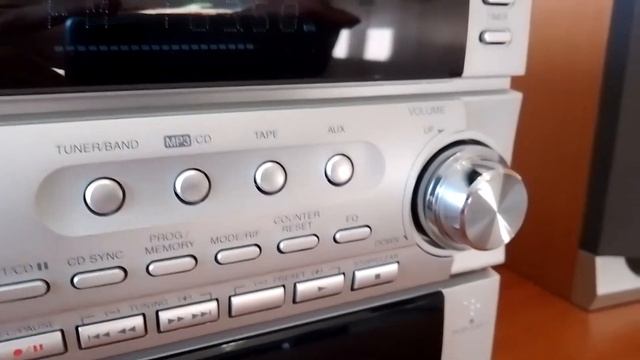 LG LX-M 230 DIGITAL HI-FI MICRO COMPONENT SYSTEM смотреть онлайн