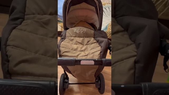 Коляска Zippy 2 в 1, 5000р