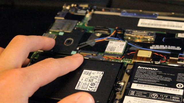 Lenovo ThinkPad X240 in 2023: Review and Gaming! смотреть онлайн