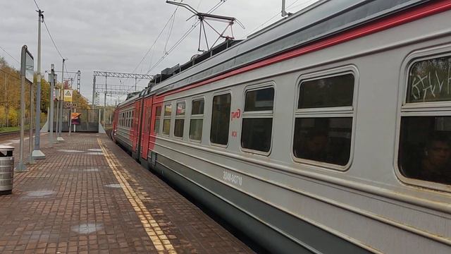 Электропоезд ЭД4М-0437 с маршрутом Москва (Ярославский вокзал) - Щелково смотреть онлайн