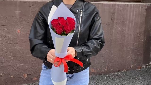 7 красных роз 40 см смотреть онлайн