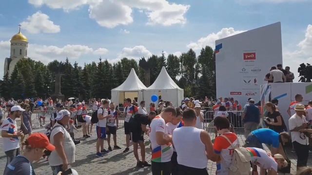 Забег для всей семьи. День железнодорожника. Архивное видео смотреть онлайн