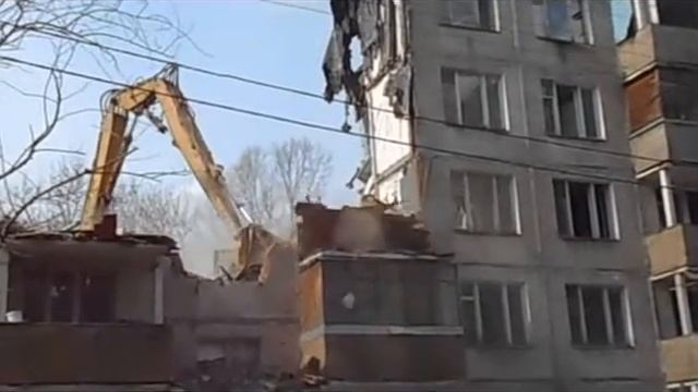 Снос жилого дома смотреть онлайн