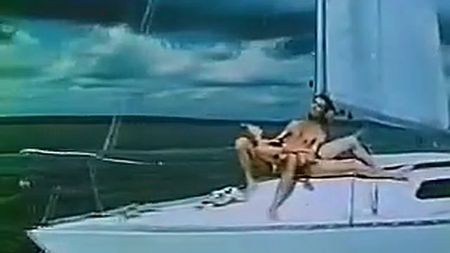 НЕ ХОЧУ ЖЕНИТЬСЯ)))