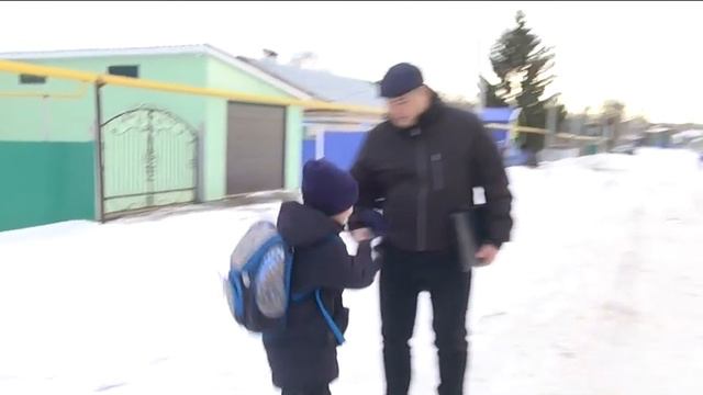 В честь Дня административных работников вспоминаем клип Ильнура Юнусова "Председатель сельсовет" смотреть онлайн
