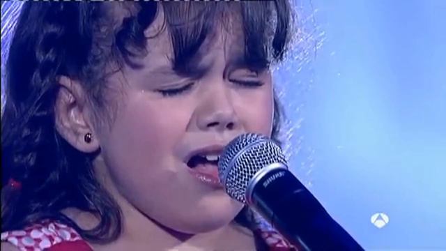 Nella Fantasia/ Lucía -маленькая Има Сумак смотреть онлайн