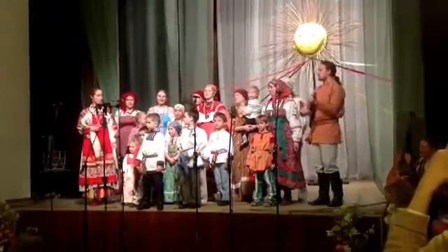 Во саду дерево цветёт Веселая беседушка смотреть онлайн