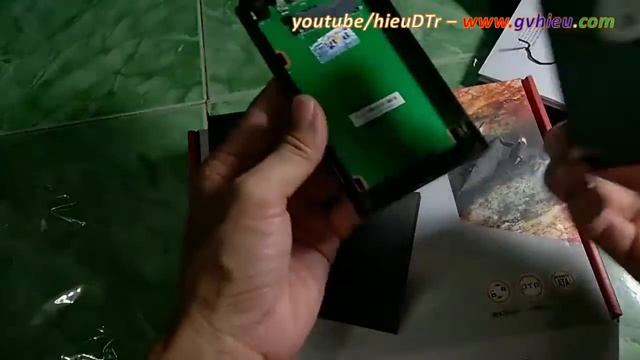 Gắn HDD laptop 2.5" vào Box di động SSK G300 USB 3.0 смотреть онлайн