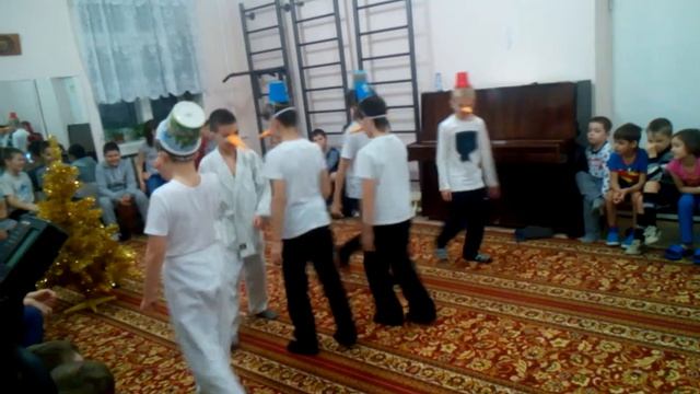 Танец Снеговиков для малышей смотреть онлайн