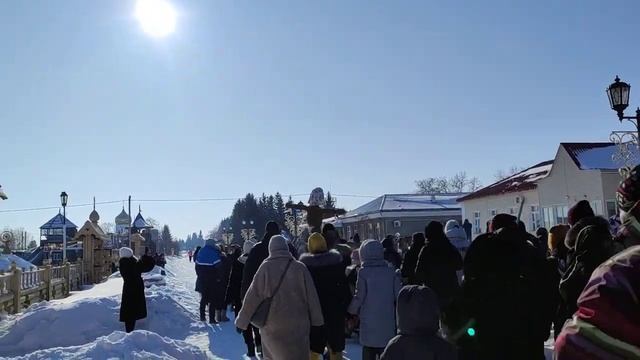 В Большеречье широко отмечают Масленицу смотреть онлайн