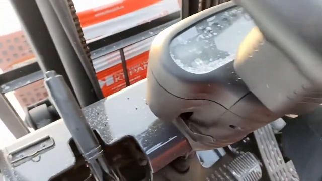 Вилочный погрузчик Toyota 6FG15 смотреть онлайн