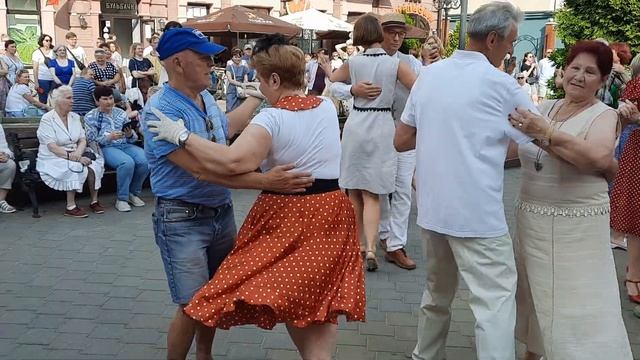Приглашаем Вас На ТАНГО! смотреть онлайн