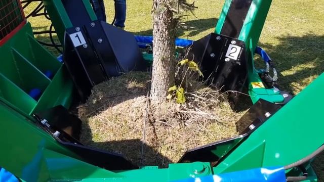 Как работает пересадчик деревьев. смотреть онлайн