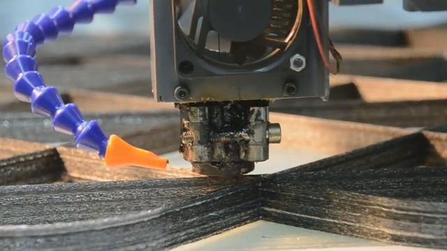 3D-печать двухкомпонентным материалом на Роутер 3131 смотреть онлайн