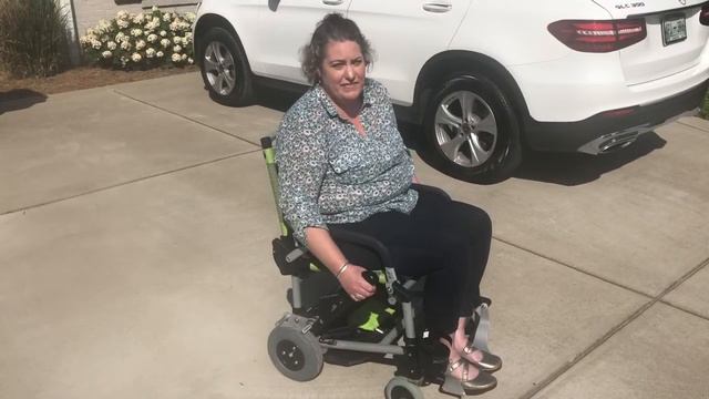 Zinger Wheelchair Review смотреть онлайн