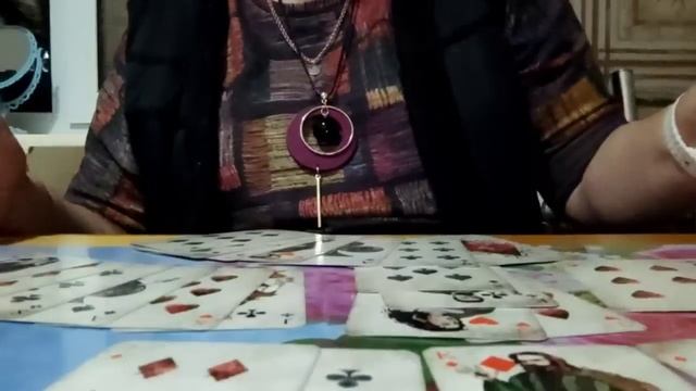 Крестовый Король. Расклад на игральной колоде смотреть онлайн