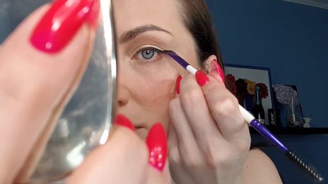 Макияж из эйфории . Макияж Alexis Demie, стрелки Chanel 2022 смотреть онлайн