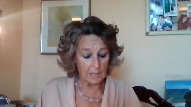IO LEGGO - INTERNO DI FAMIGLIA DI NATALIA GINZBURG LETTO DA RITA VERATTI смотреть онлайн