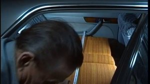 Самоделкин со стажем. Двухметровое шикарное спальное место в автомобиле за 1 минуту 17 секунд.