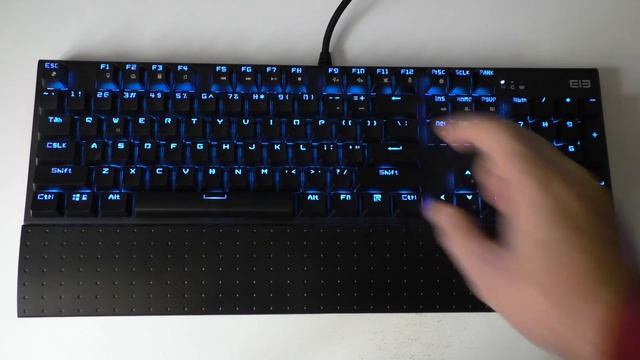 БЮДЖЕТНЫЙ CORSAIR??? Обзор Игровой Клавиатуры ELE Enter Game 1! смотреть онлайн