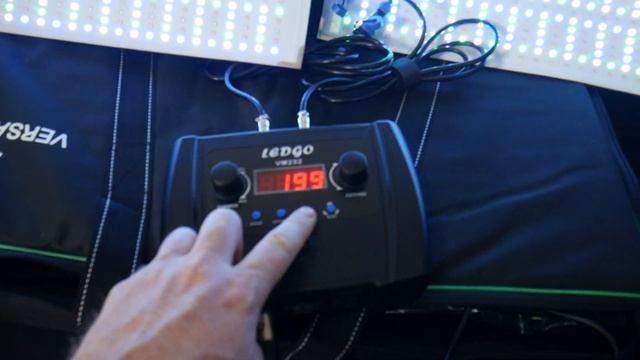 Гибкий видеосвет LEDGO LG-VM232 RGB смотреть онлайн