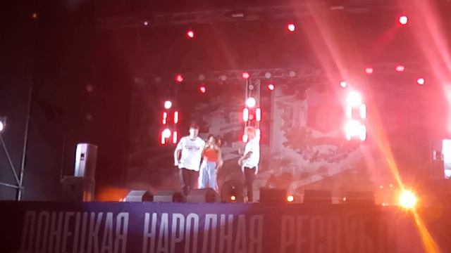 5sta Family - Фляга свистит (Live in Donetsk 12.08.18) смотреть онлайн