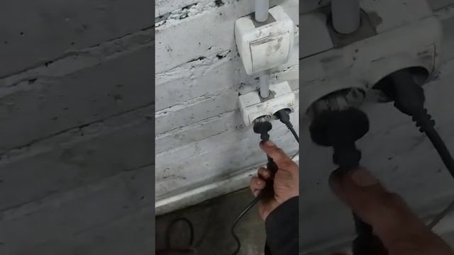 Неисправная ДРЕЛЬ, выкинуть?..Нет, превращаем ее в незаменимый наждак, гриндер,точило, своими рукам смотреть онлайн