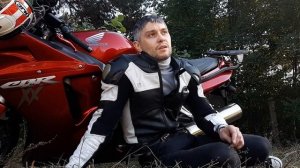 Отзыв владельца Honda CBR1100XX Superblackbird.