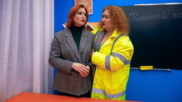 НАША УЧИЛКА ТЕПЕРЬ ЛЫСАЯ!!! ПРОИГРАЛА СПОР!!! смотреть онлайн