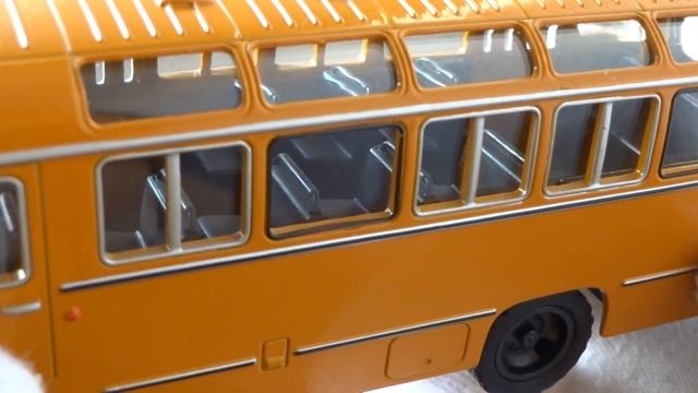 ПАЗ-672М - масштабная модель городского автобуса от неизвестного производителя смотреть онлайн