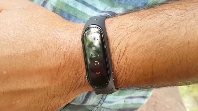 Mi Band 4 Review, Price, How to Connect and Use смотреть онлайн