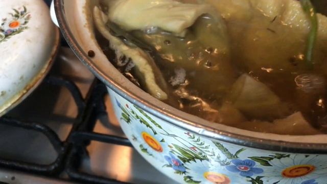 Говяжий рубец жаренный с луком. смотреть онлайн